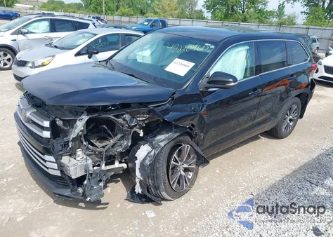 2018 Toyota Highlander Le from USA, damaged, VIN 5TDBZRFH7JS889068